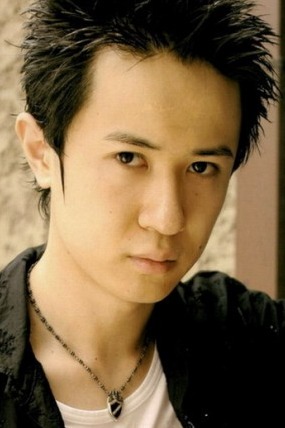 Томокадзу Сугита.jpg