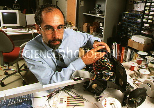 T2600026-Johann Borenstein with his Guidecane robot-SPL.jpg